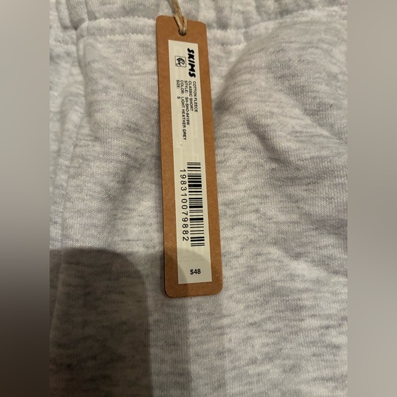 Cotton Fleece Classic Short - Picture 2 of 2